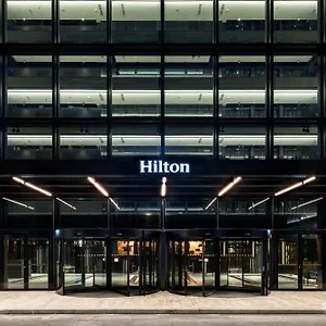 4* فندق Hilton Eur La